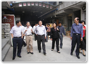 2010年5月上海市普陀區區長來我公司視察指導工作